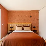 Whome Light-filled With A True Neighborhood Feel Lisboa