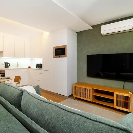 Whome Light-filled With A True Neighborhood Feel 公寓 *