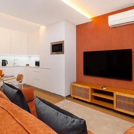 Whome Light-filled With A True Neighborhood Feel Appartement Lissabon