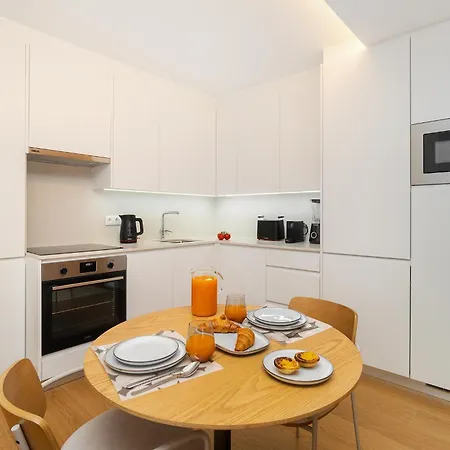 Whome Light-filled With A True Neighborhood Feel * Lissabon
