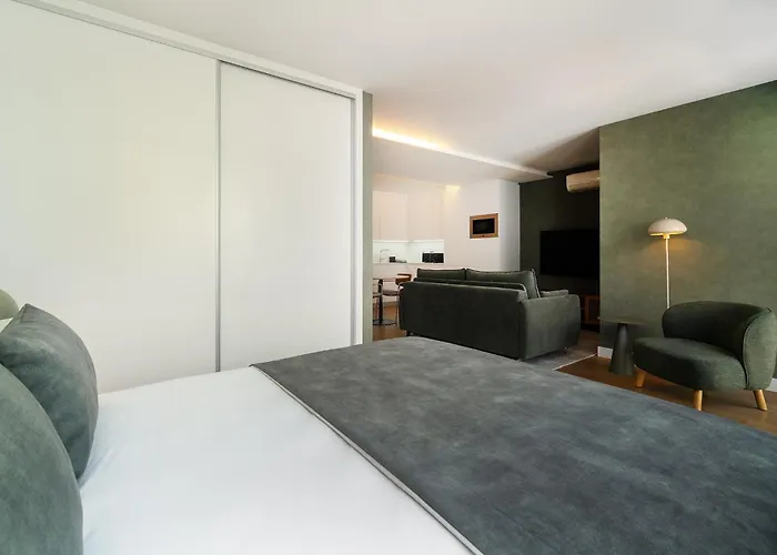 Апартаменти Whome Light-filled With A True Neighborhood Feel