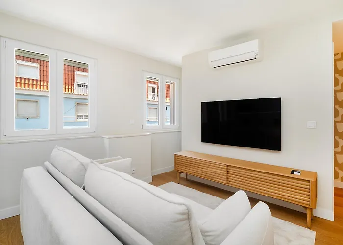 Апартаменти Whome Light-filled With A True Neighborhood Feel Лісабон