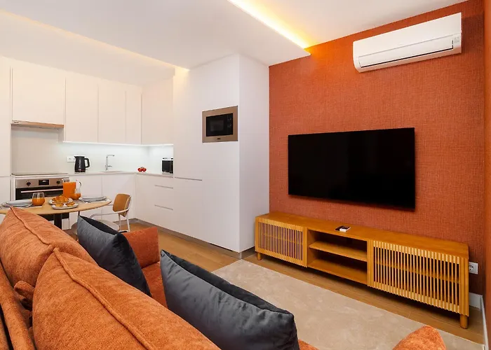 Whome Light-filled With A True Neighborhood Feel Апартаменти Лісабон