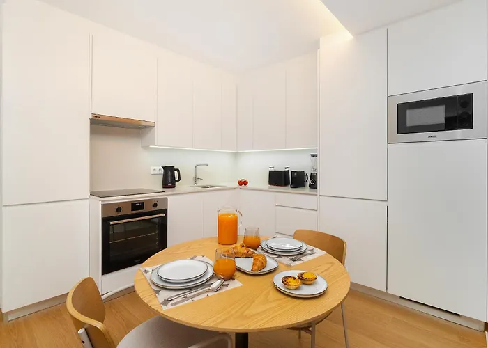 Whome Light-filled With A True Neighborhood Feel * Лісабон