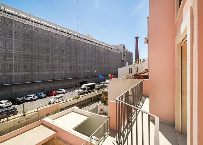 Whome Light-filled With A True Neighborhood Feel Апартаменти