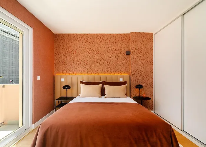 Whome Light-filled With A True Neighborhood Feel Лісабон