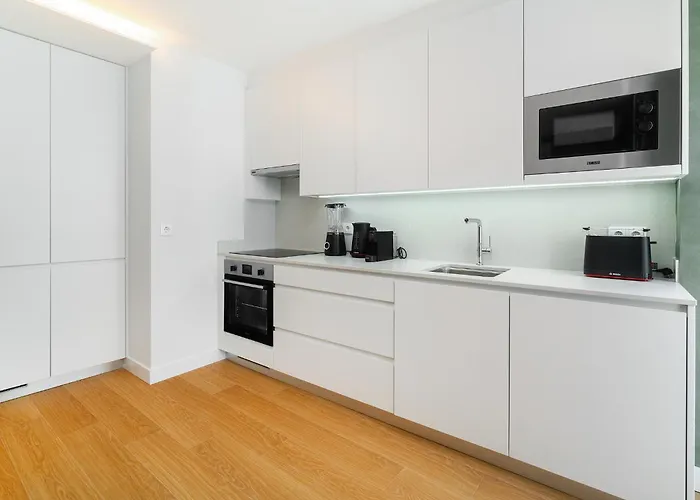 Whome Light-filled With A True Neighborhood Feel