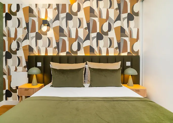 Whome Light-filled With A True Neighborhood Feel Апартаменти *